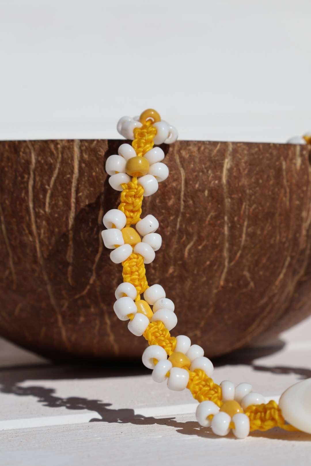 Colliers fleurs en perles de rocaille - DAISY