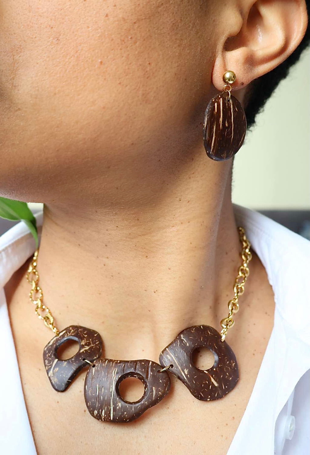 Boucles d'oreilles dorées en noix de coco - LUZON