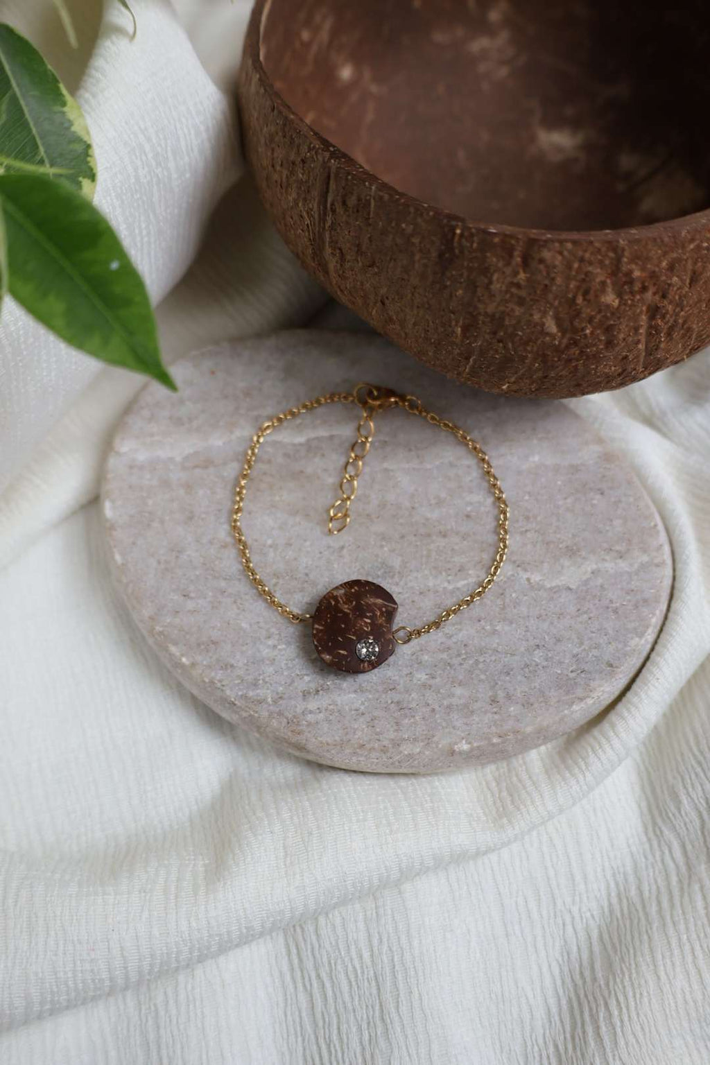 Bracelet AURA dorées en noix de coco