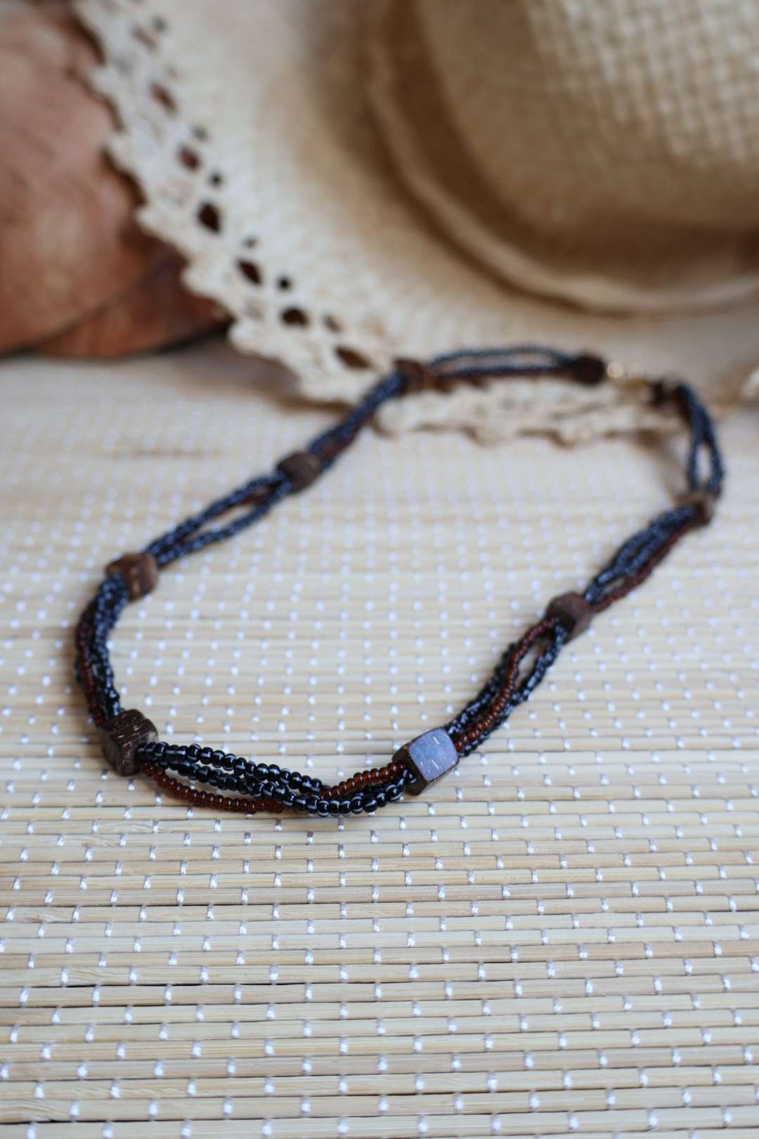 Collier de perles multi-rangs - TRIBU