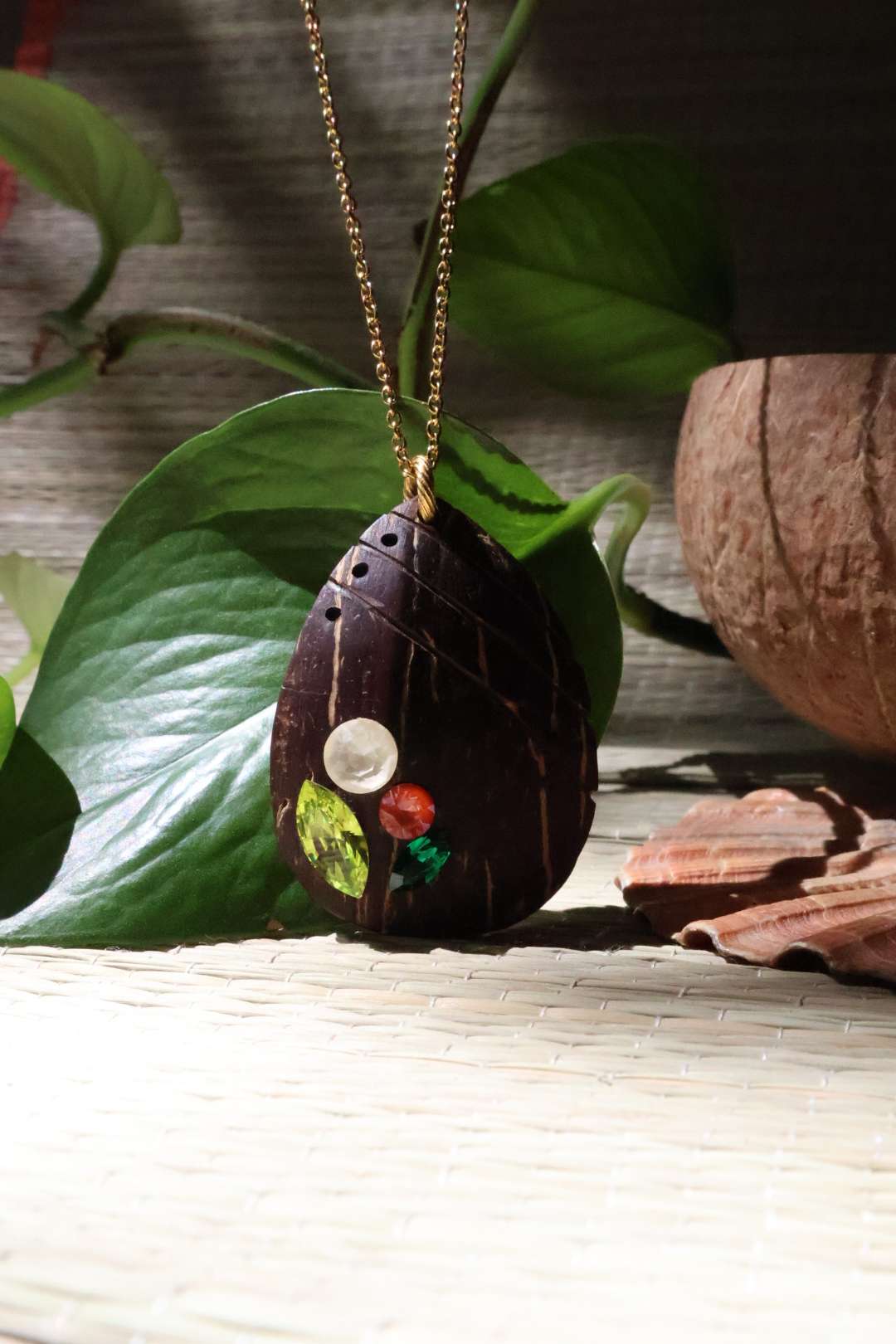 Collier long doré - BOUQUET