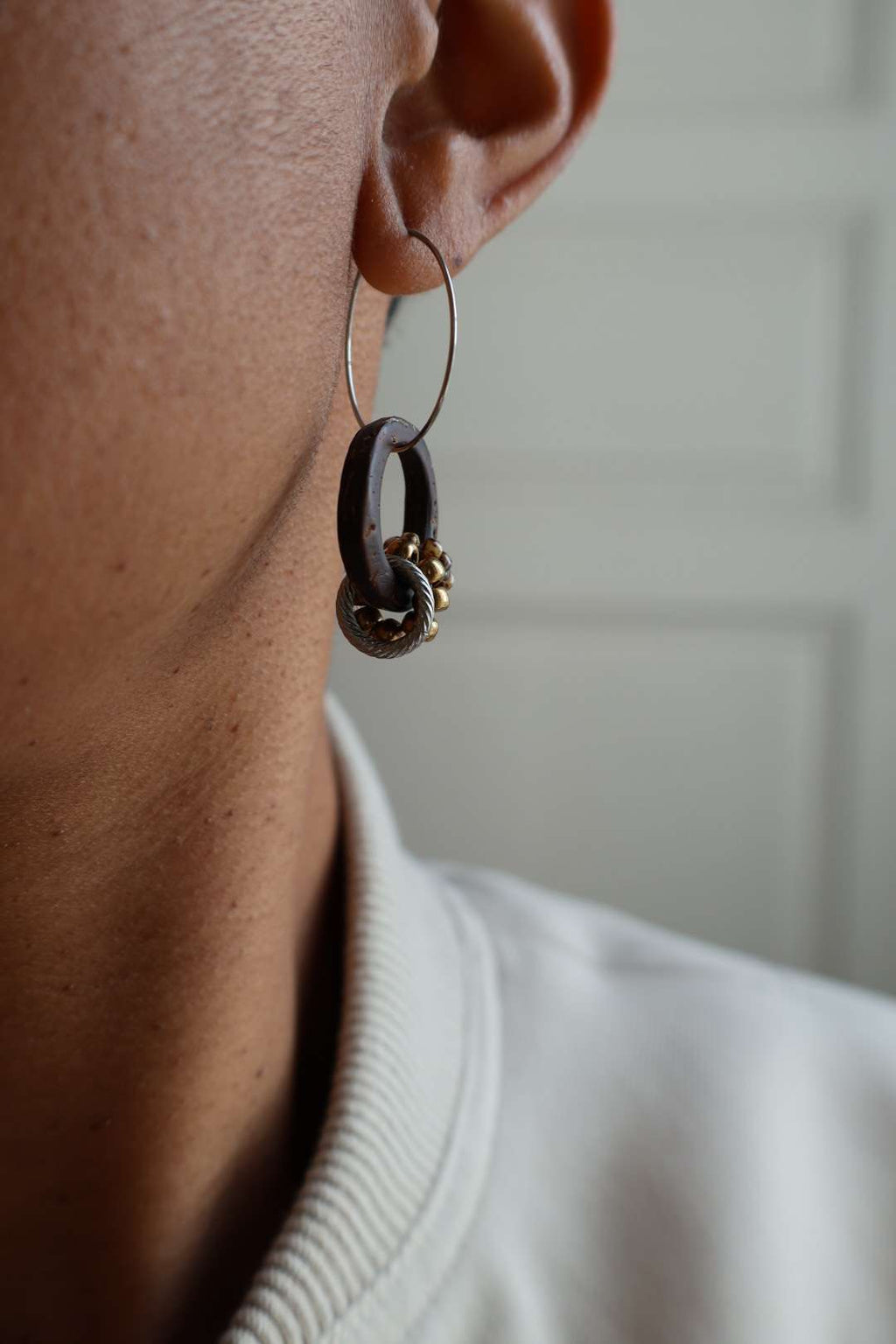Les boucles d'oreilles naturelles en noix de coco - CYCLE