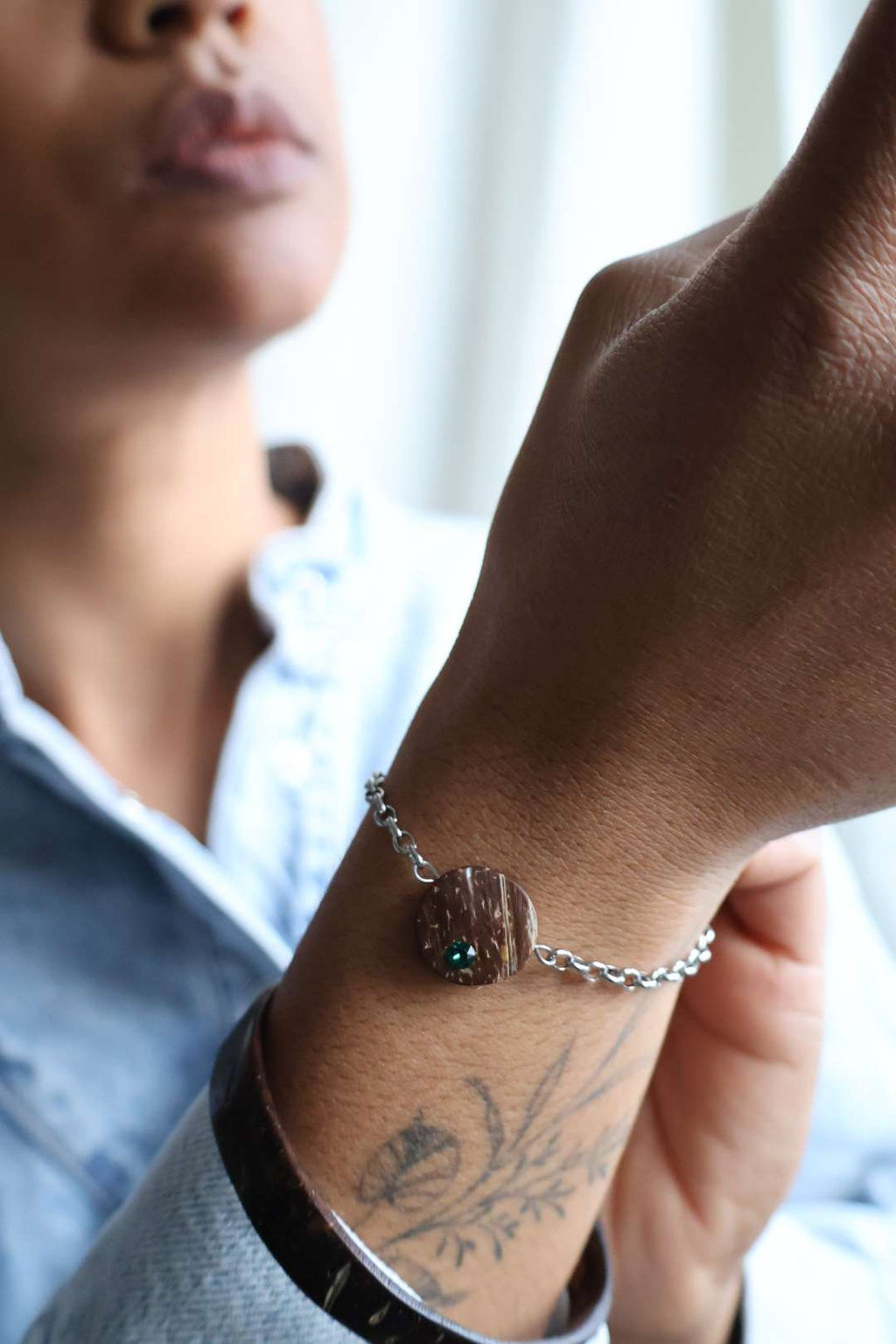 Bracelet AURA dorées en noix de coco