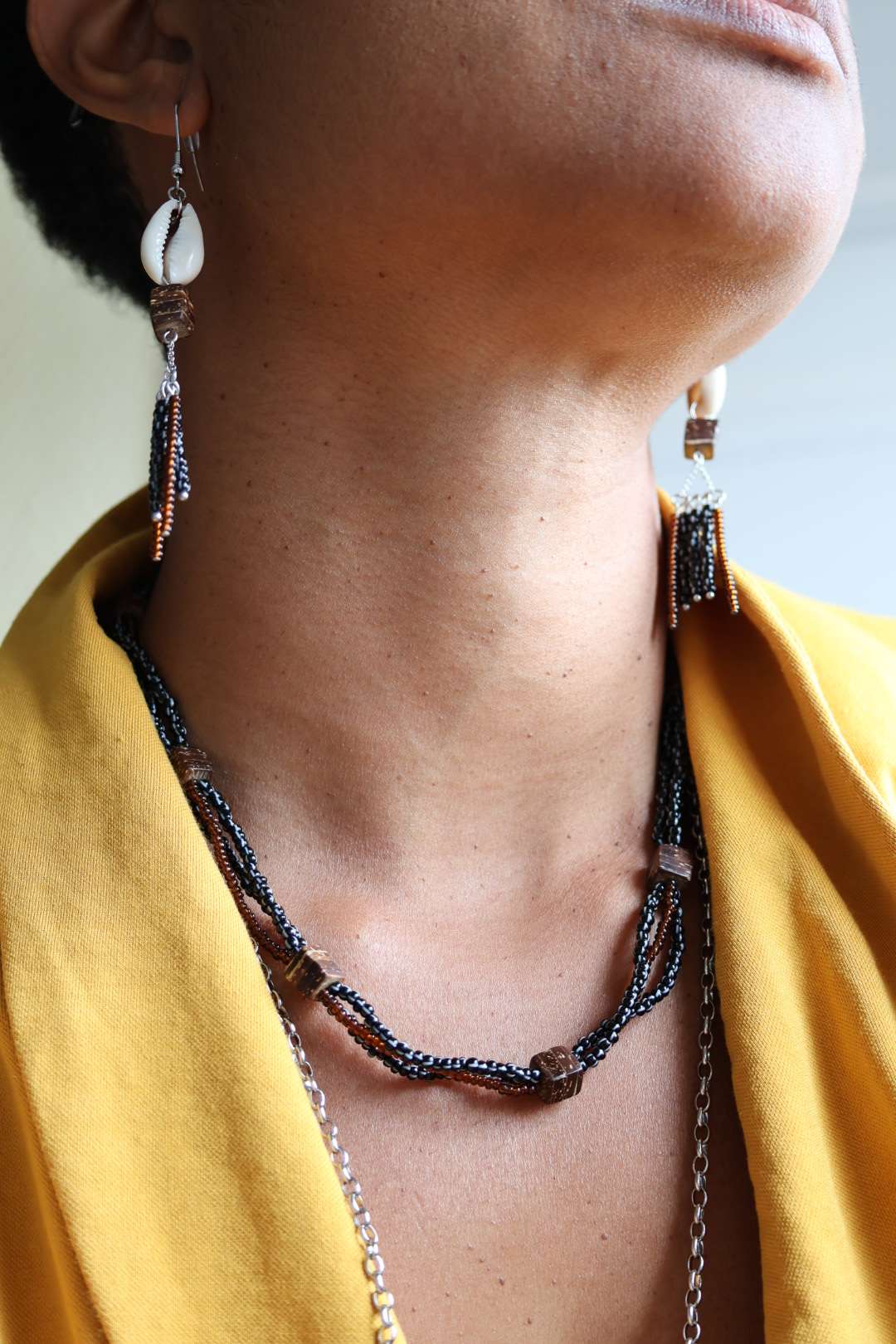 Collier de perles multi-rangs - TRIBU