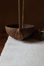 Collier sautoir doré pendentif en noix de coco - PEARL