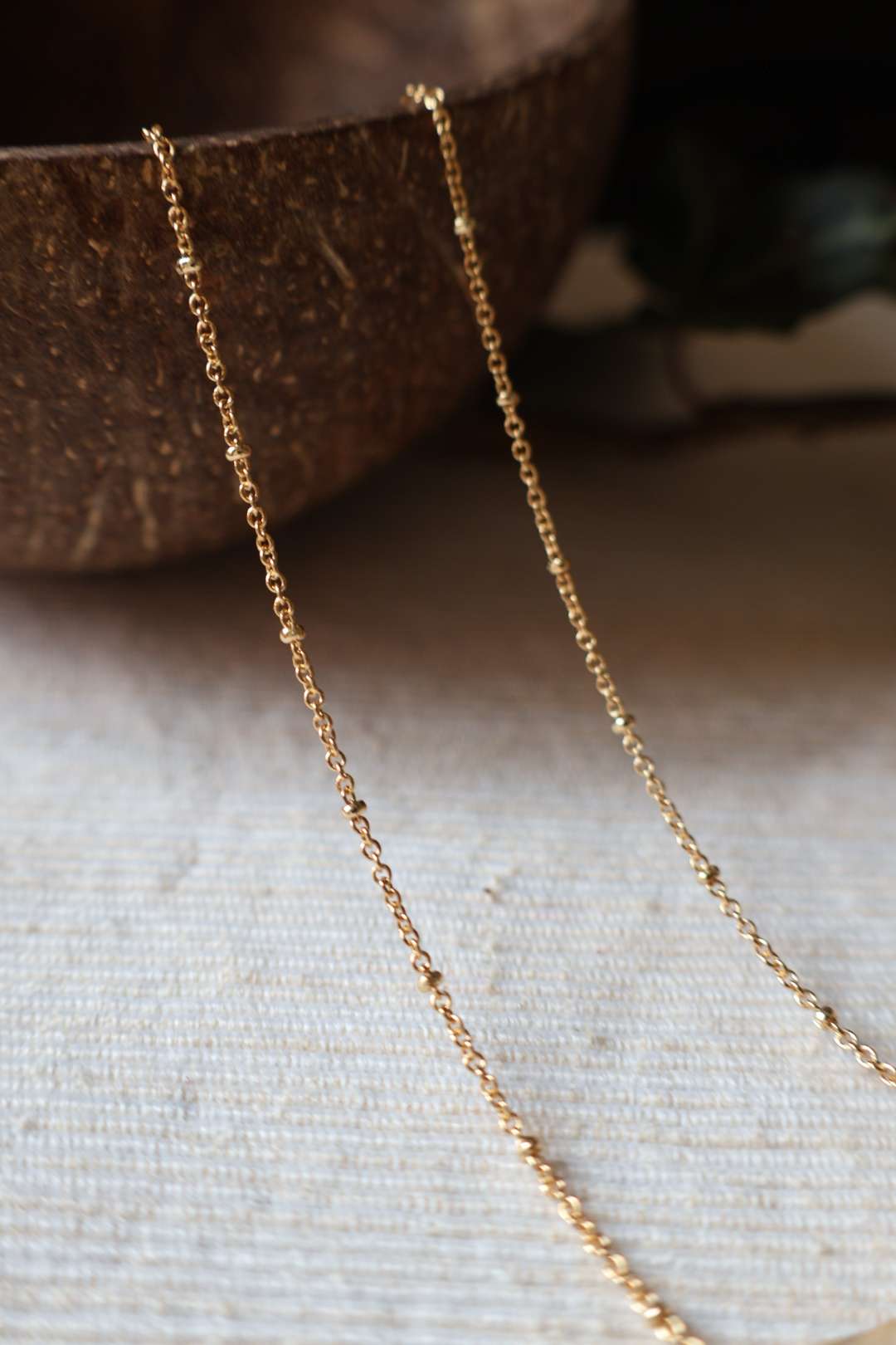 Collier doré en bois noix de coco - BAROQUE