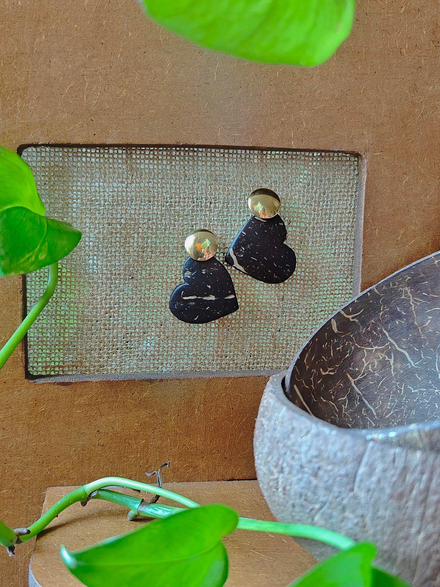 Boucles d'oreilles MONCOEUR en noix de coco