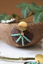 Les boucles d'oreilles noix de coco et perles - EMPREINTE