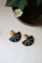 Les boucles d'oreilles noix de coco et perles - EMPREINTE