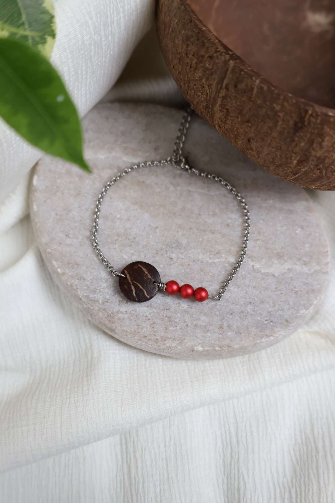 Bracelets argentés ARTISANE en noix de coco