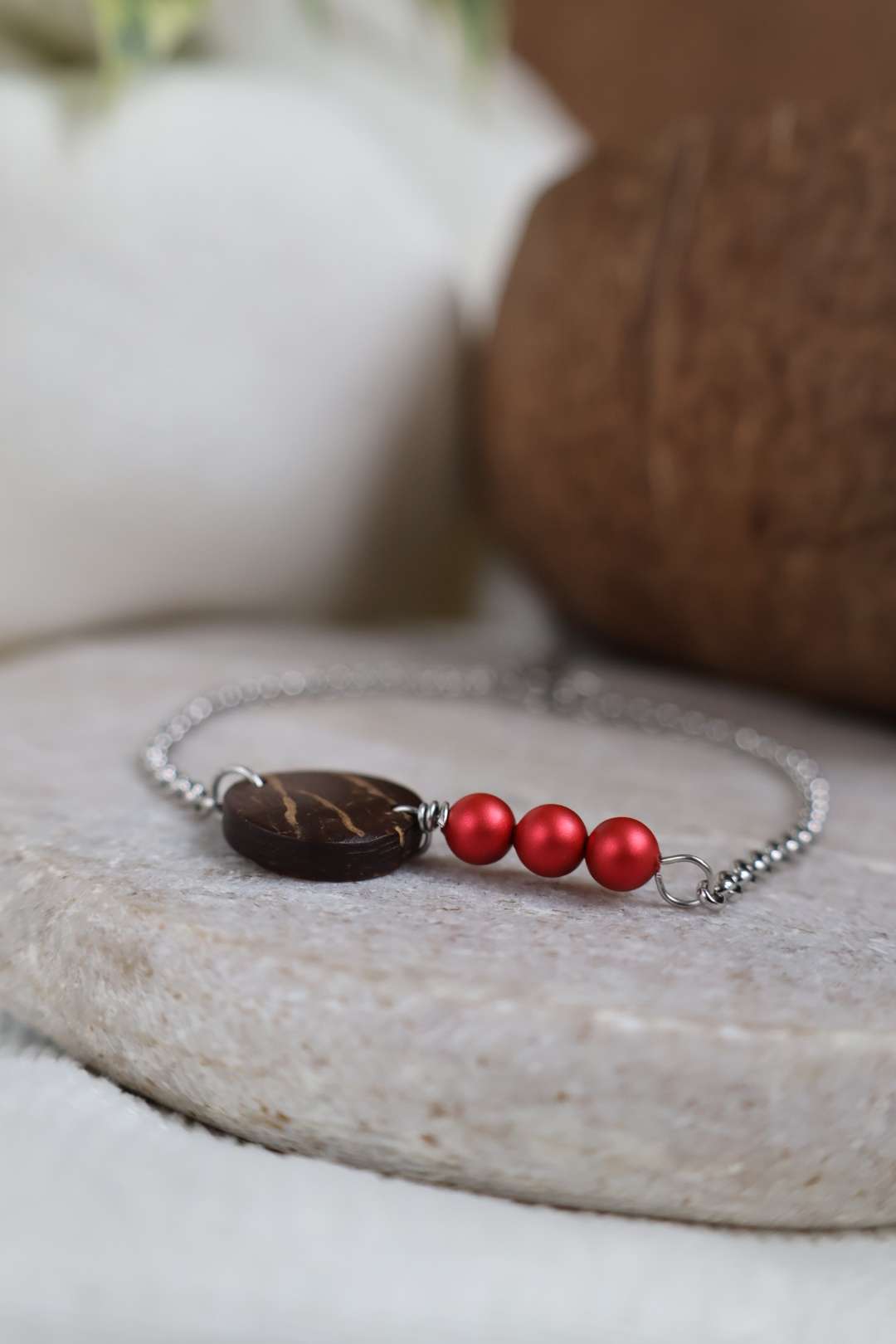 Bracelets argentés ARTISANE en noix de coco