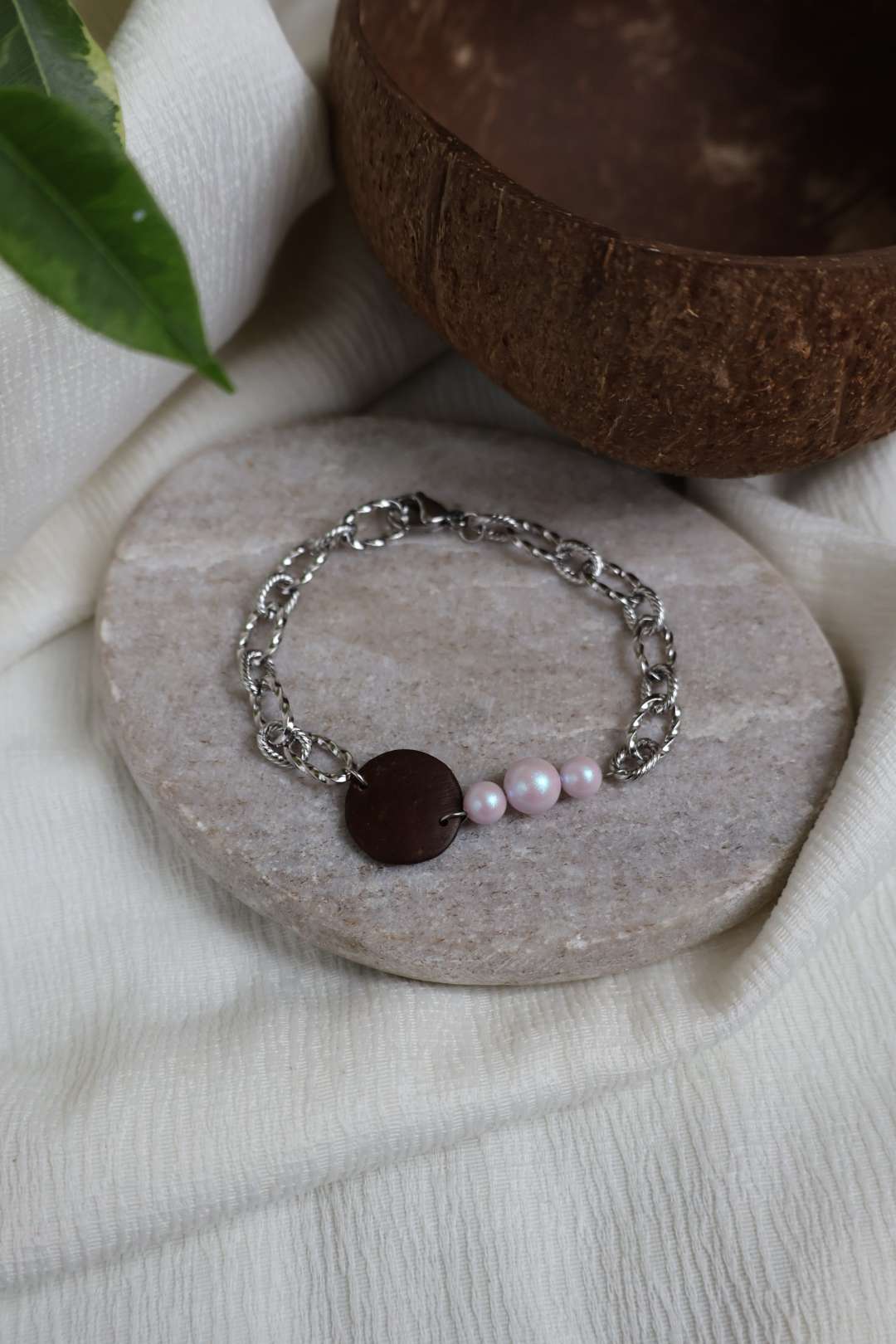 Bracelets argentés ARTISANE en noix de coco