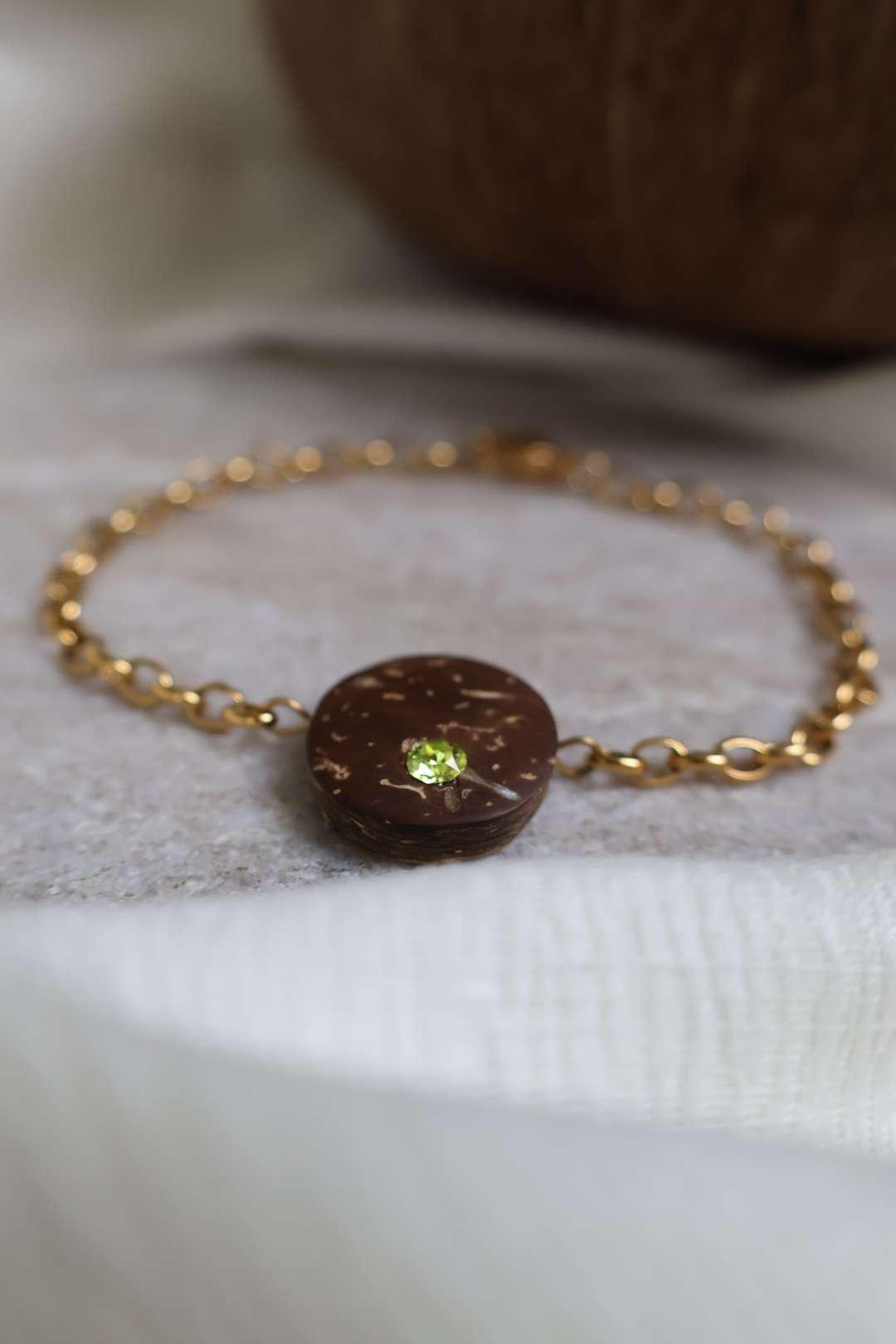 Bracelet AURA dorées en noix de coco