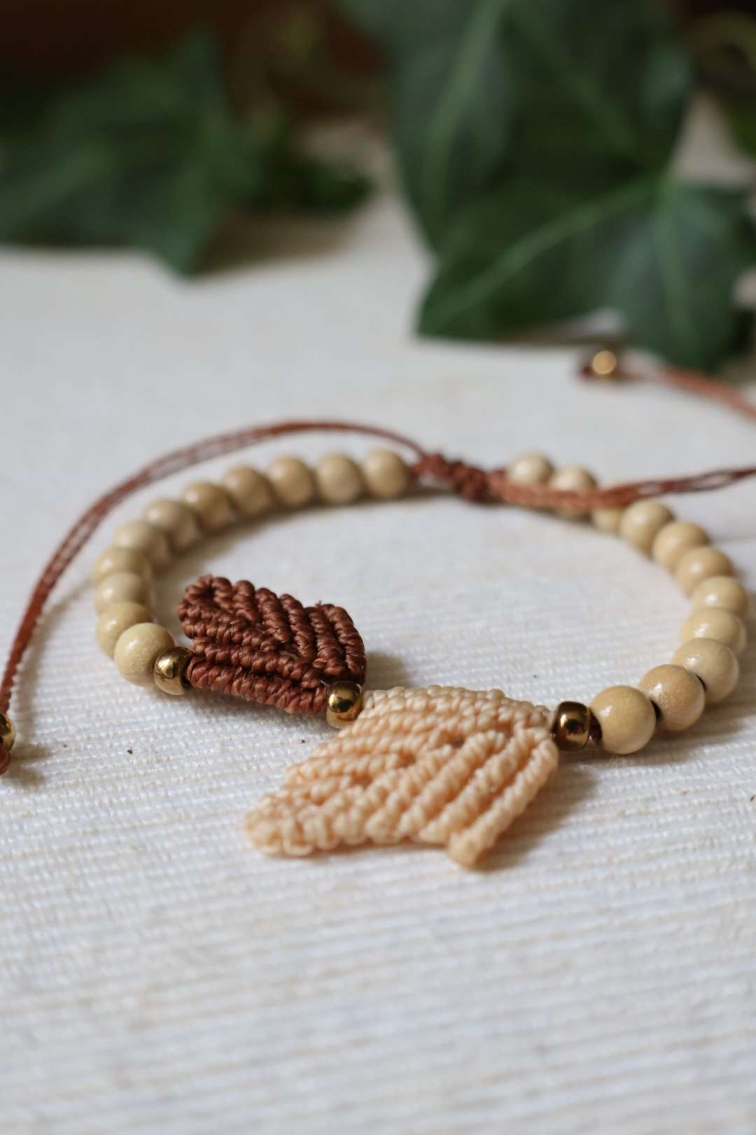Bracelets ajustables en bois de Hêtre - MAPUCHE