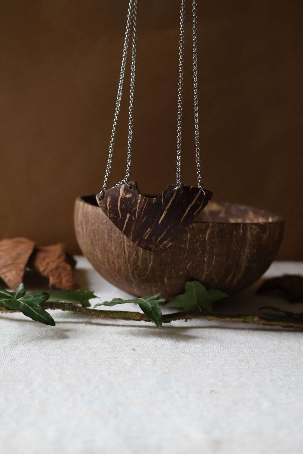 Collier en acier inoxydable et noix de coco - PLASTRON