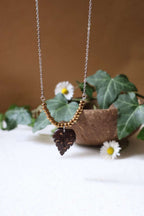 Collier chaîne et pendentif en noix de coco - EMPREINTE