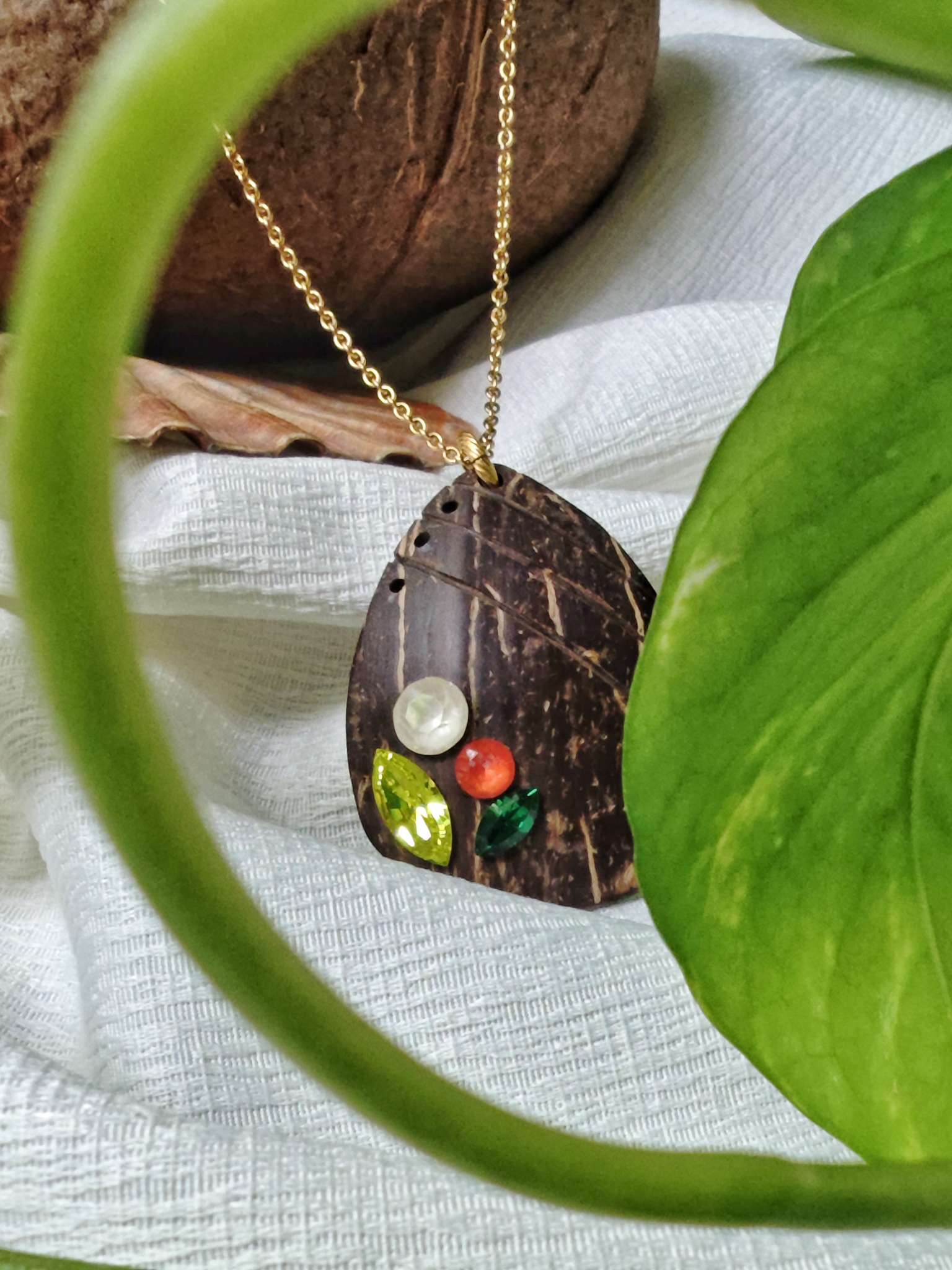 Collier long doré - BOUQUET