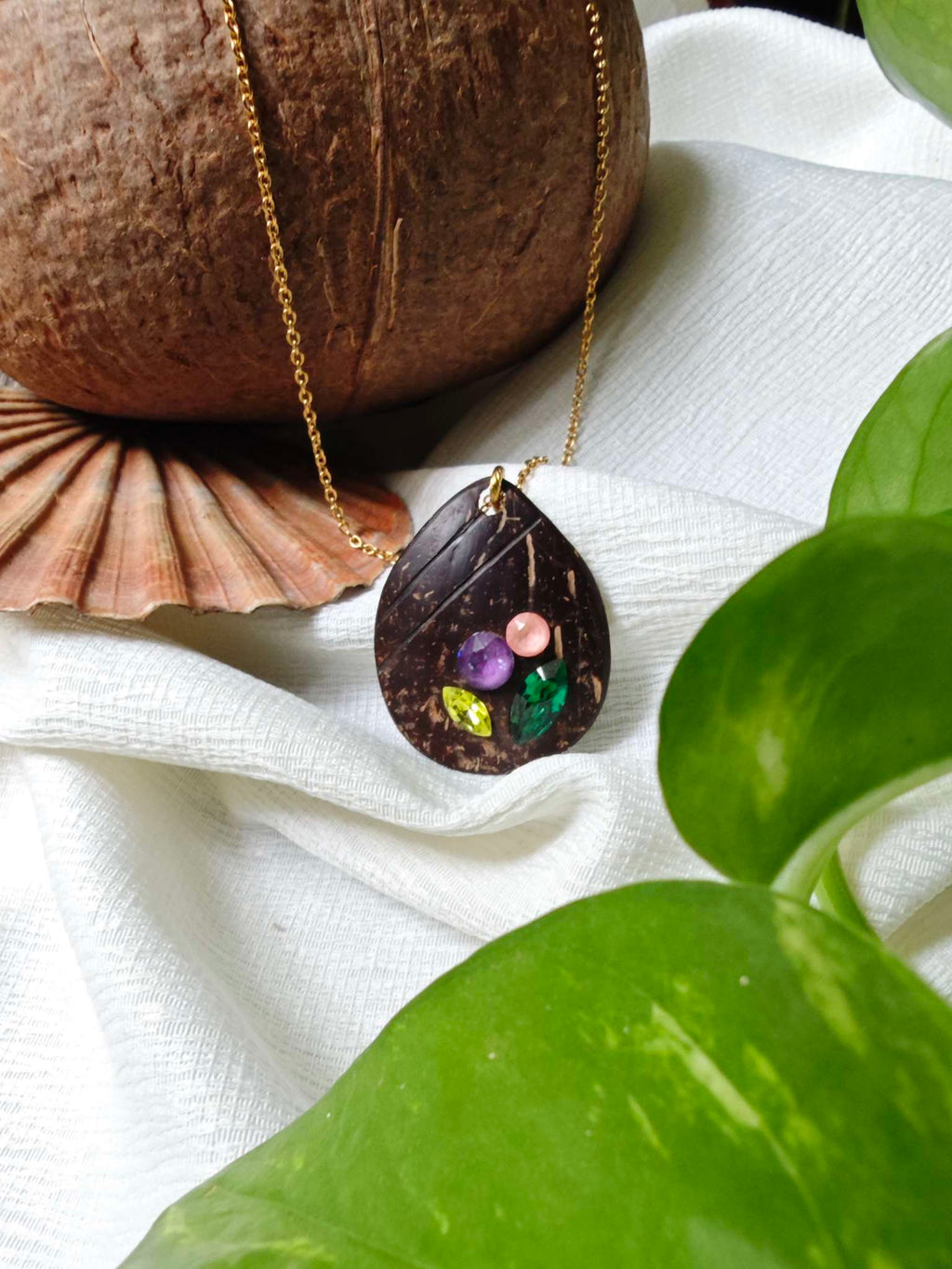 Collier long doré - BOUQUET