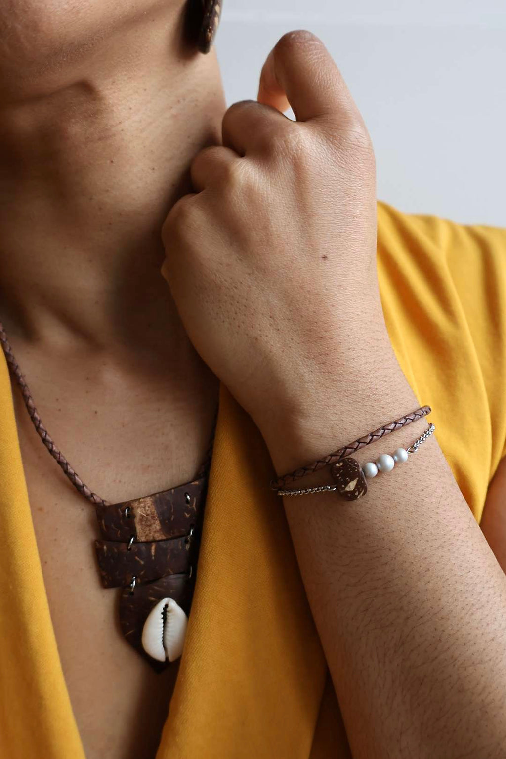 Collier mixte naturel en bois de noix de coco - HELLBOURG