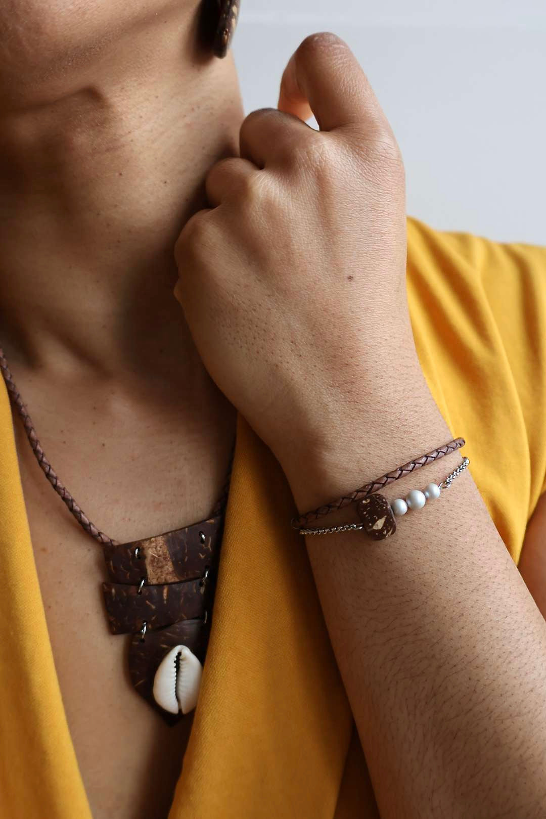 Collier mixte naturel en bois de noix de coco - HELLBOURG