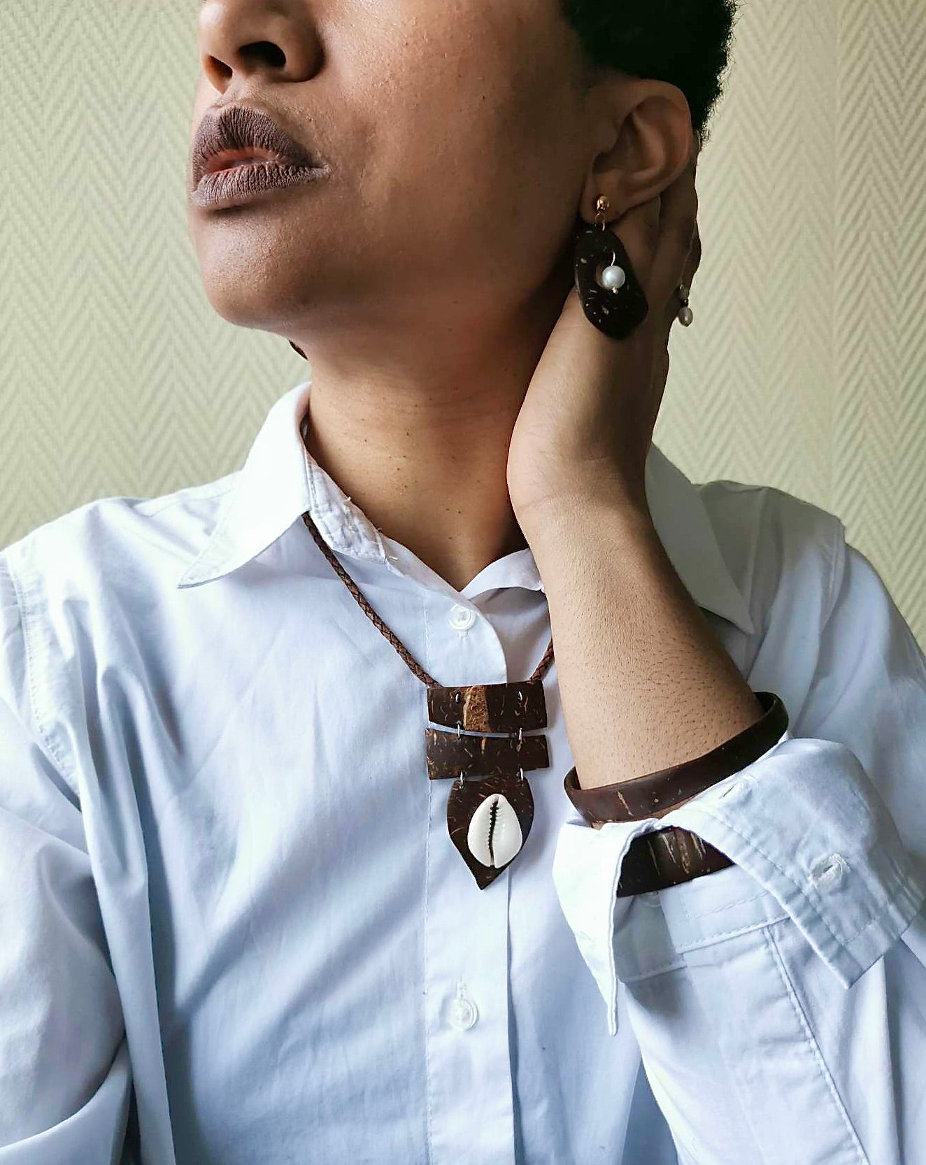 Collier mixte naturel en bois de noix de coco - HELLBOURG