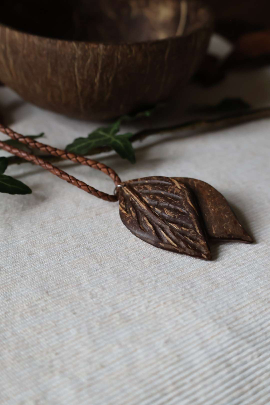 Collier mixte noix de coco - FEUILLES