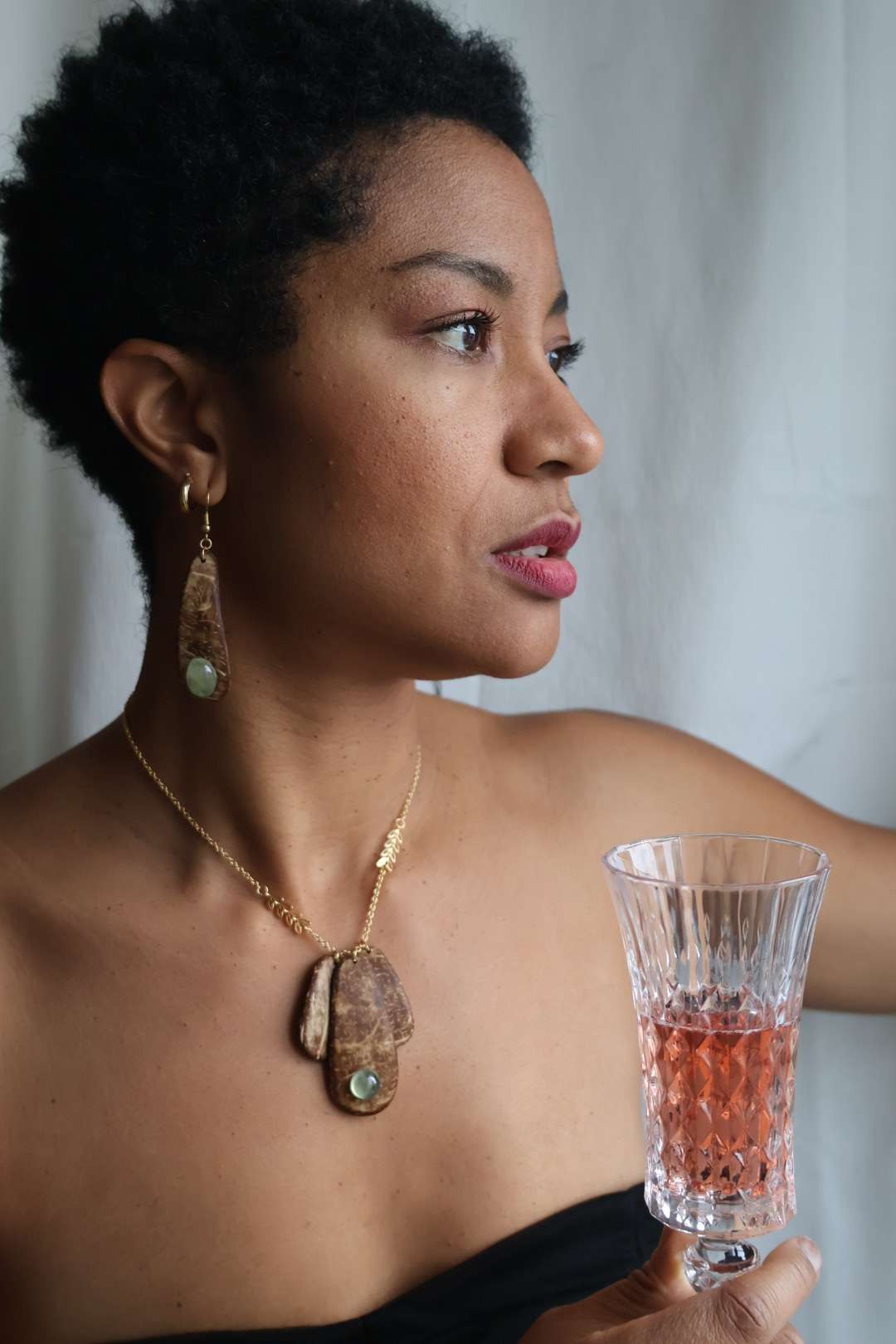 Collier pendentifs en noix de coco et prehnite - NOBLE