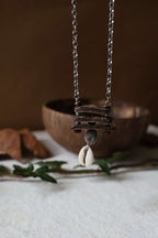 Collier en bois de noix de coco et graine naturelle - ARCHIPEL